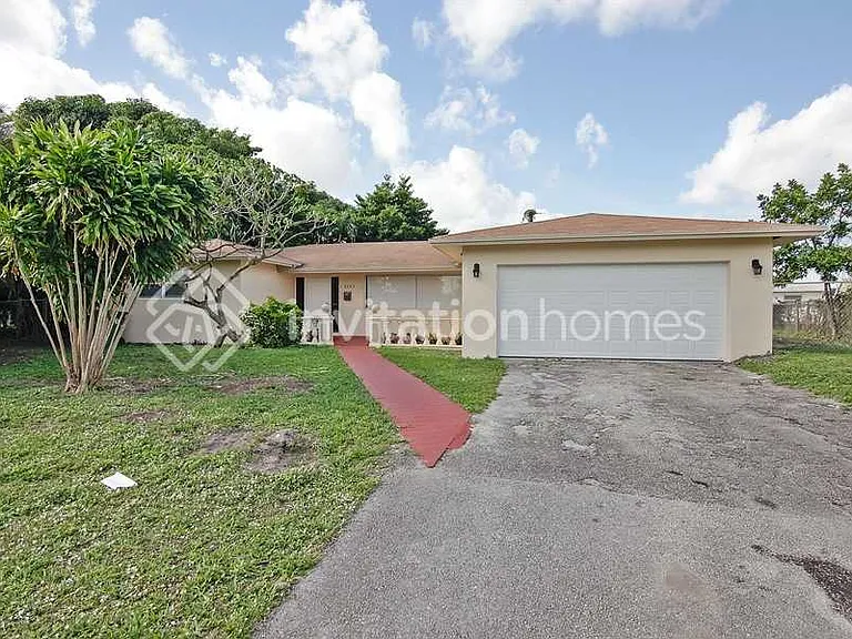 2151 NW 30th Ter — Photo 1