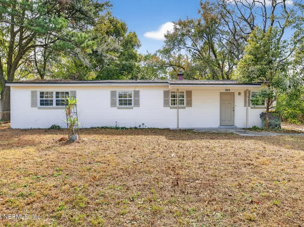 7014 CHRISTOPHER ROBIN Drive, Jacksonville, FL 32210