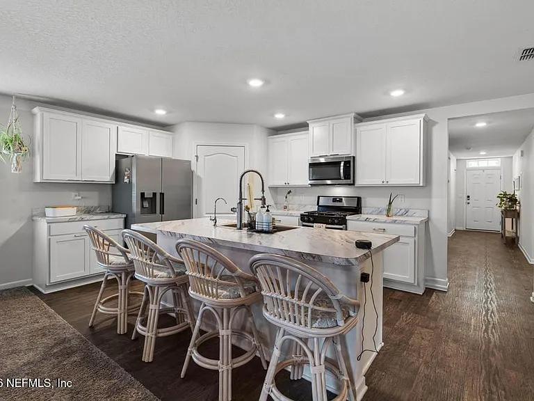 14 Jarama Cir — Photo 25