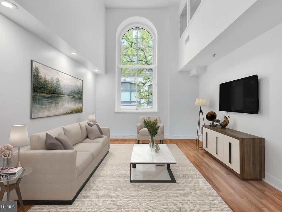 1st image of 300 N 3rd St #102
