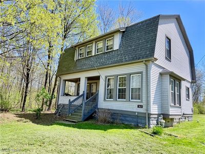 363 Maple Dr, Poland, OH, 44514