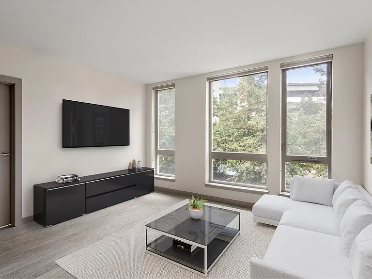 Reveal Apartments — Photo 6