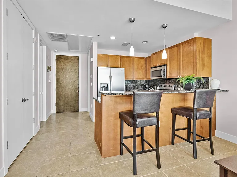 500 Seawall Blvd #1105 — Photo 9