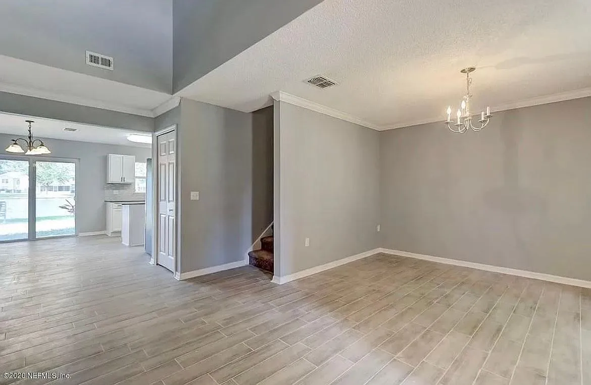 4043 Broad Creek Ln — Photo 3