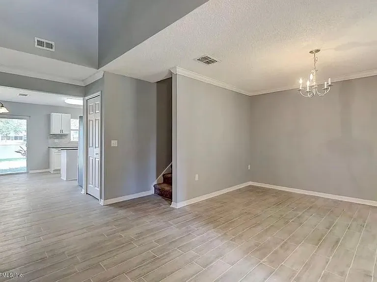 4043 Broad Creek Ln — Photo 3