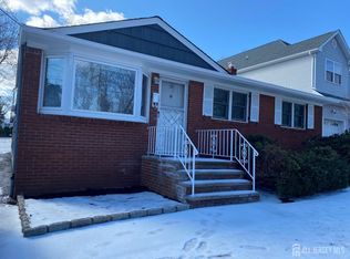 35 S Walnut Ave, Iselin, NJ 08830