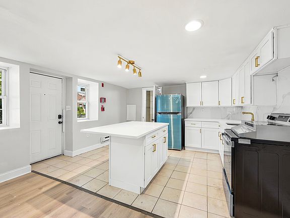 3rd image of 1873 E Tulpehocken St #L