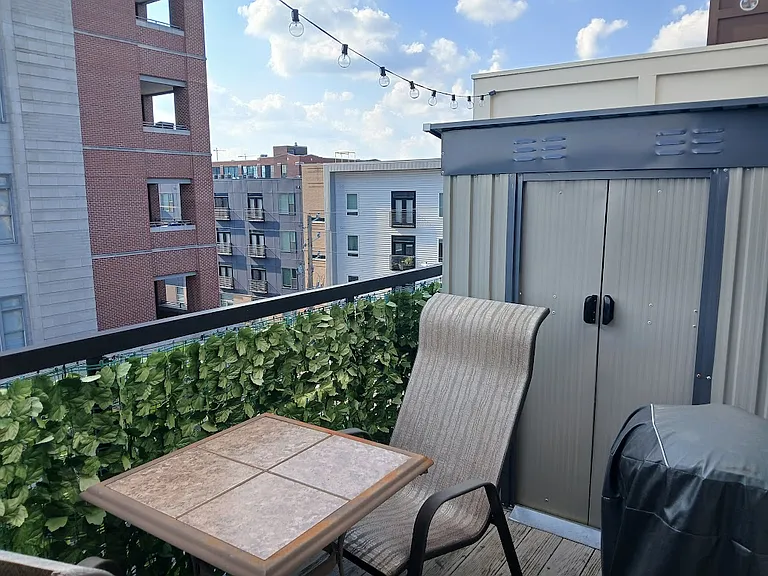 721 E North St #4C — Photo 18
