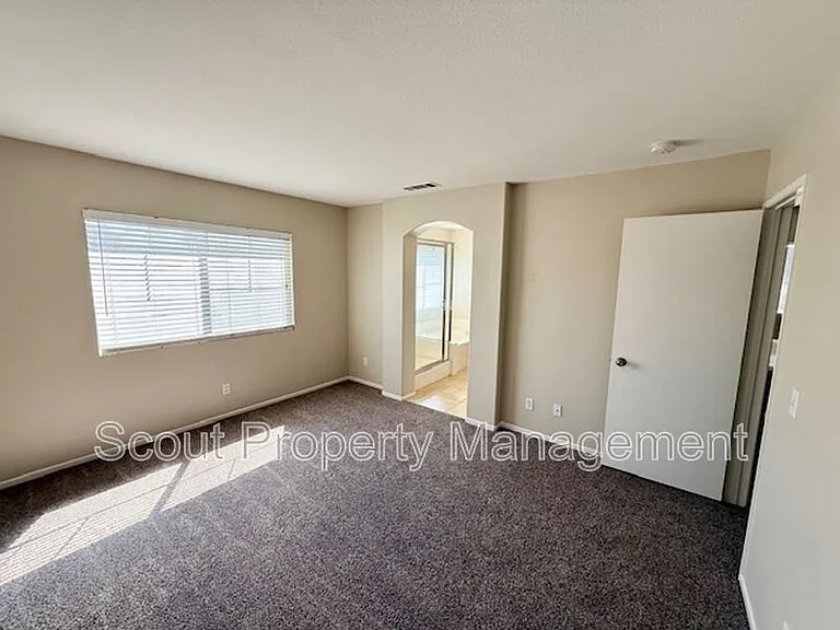 43174 Teramo St — Photo 26
