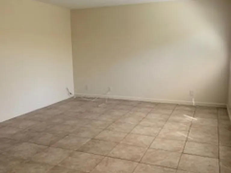 204 N O St — Photo 5