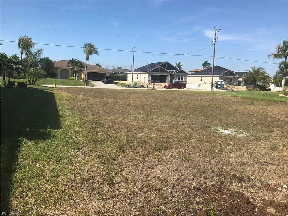 2nd image of 36 NW 12th Pl