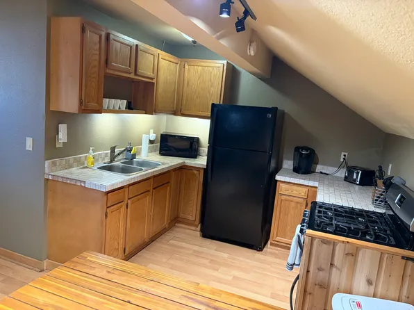 140 S 2nd St, Pagosa Springs, CO 81147