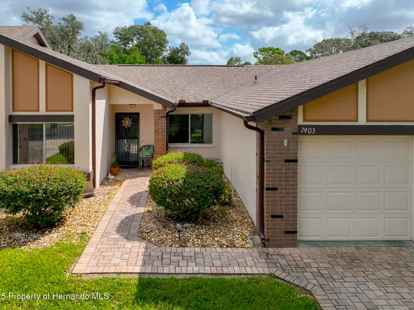 7403 Heather Walk Dr, Weeki Wachee, FL 34613