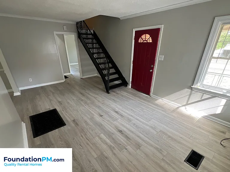 1847 Driftwood Ave — Photo 5