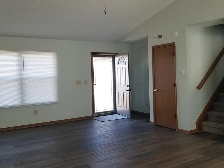 1349 Halfhill Way — Photo 4