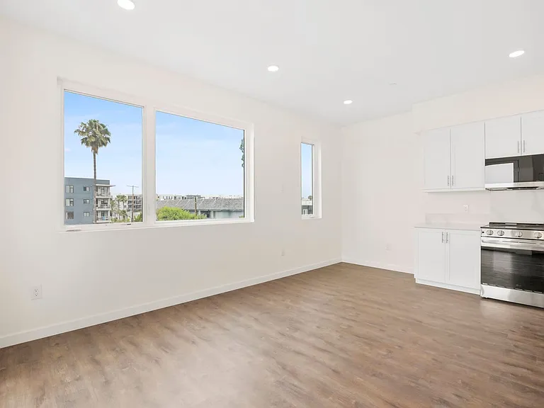 4505 Illinois Street - North Park's Newest Boutique Upscale Apartments — Photo 58