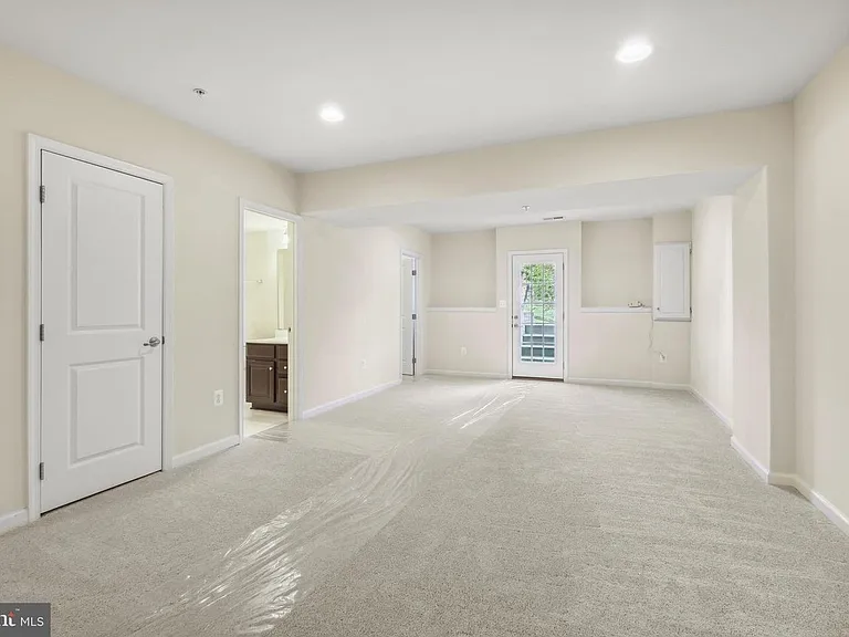 22607 Winding Woods Way — Photo 14