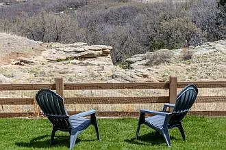 Relax Unwind Enjoy Wildlife sightings and nature with no rear neighbors