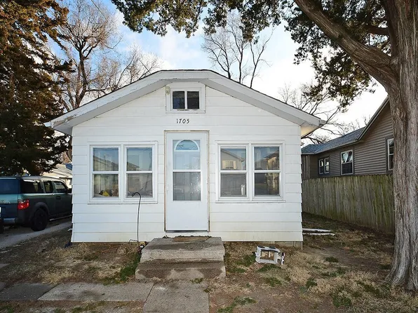 1705 S 13th St, Council Bluffs, IA 51501