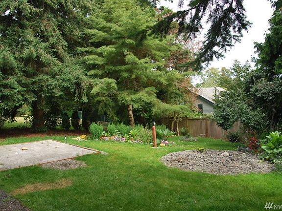 2nd image of 6740 NE Admiralty Ln