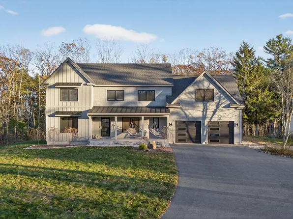 55 Hawthorne Lane, South Portland, ME 04106