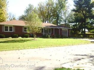 1806 Holly Ln, Madison, IN 47250