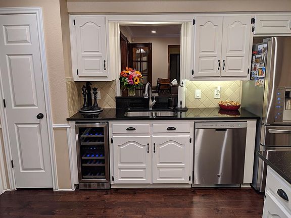 5th image of 6509 Apple Valley Pl