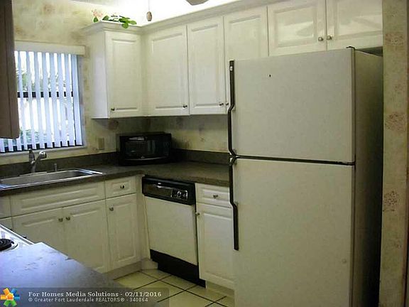 4th image of 1236 NW 24th Ave #1236