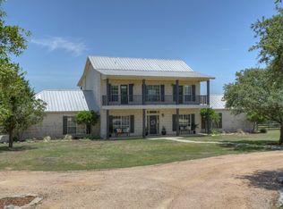 385 River Chase Dr, New Braunfels, TX 78132