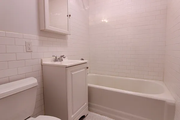 Rented by Corcoran | media 14