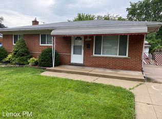 8455 Helen St, Center Line, MI 48015