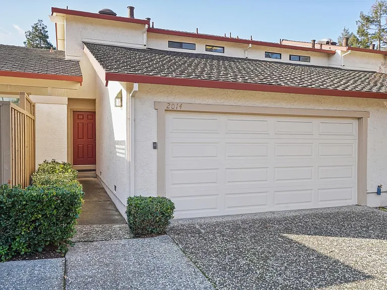 2014 Acacia Ct — Photo 1
