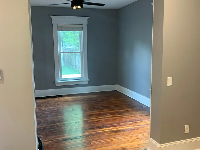 371 E Whittier St — Photo 11