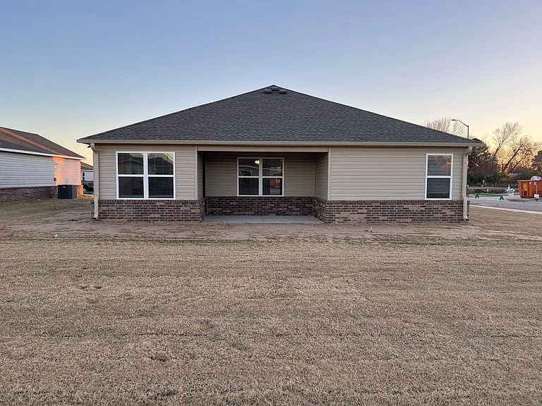 3201 E Jacob Ln — Photo 16
