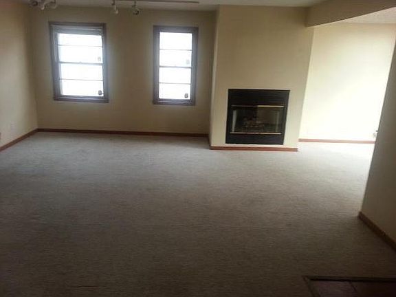 3rd image of 4220 E Pleasant Run Parkway North Dr
