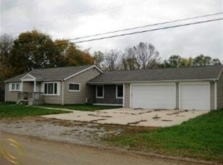 4935 Wood St, Waterford, MI 48329