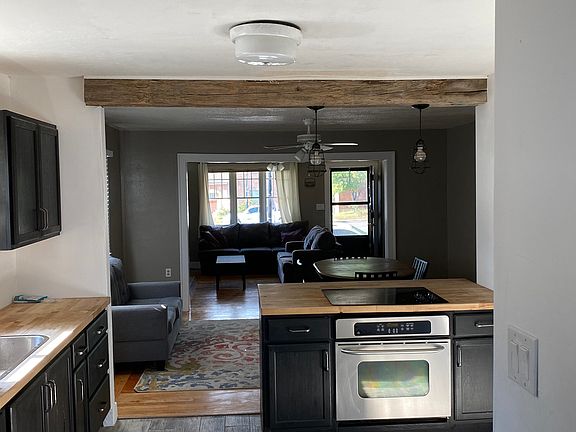 3rd image of 340 E 400 N