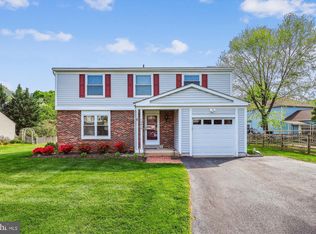 13612 Old Dairy Rd, Herndon, VA 20171