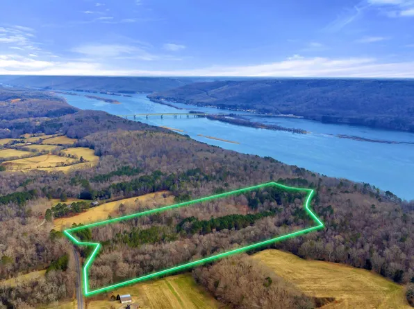 1809 Clemons Rd, Scottsboro, AL 35769