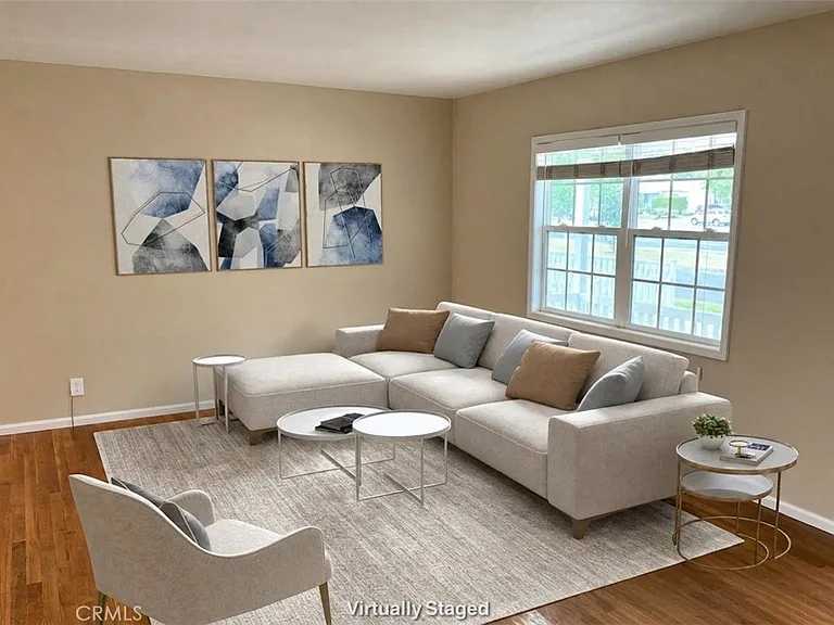 5934 White Oak Ave — Photo 10