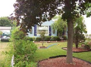 19491 Darden Rd, South Bend, IN 46637