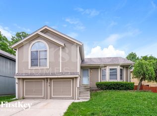 1139 NW 63rd St, Kansas City, MO 64118