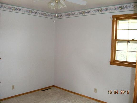 5th image of 2726 Lark Dr