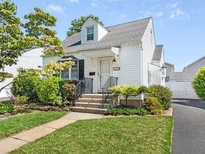 740 Erudo St, Linden, NJ, 07036