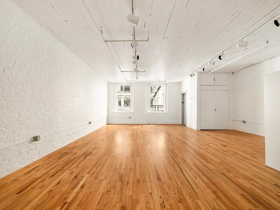 15 Warren St #4