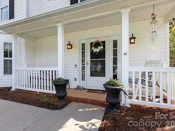 3rd image of 120 Arbor Ridge Rd