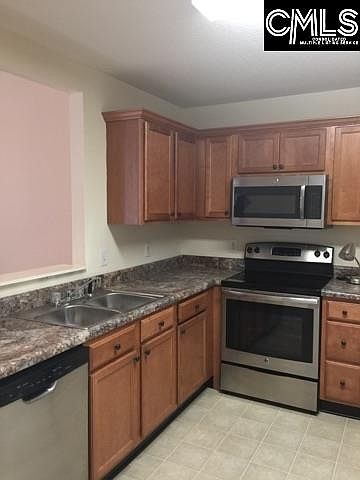 1st image of 31 Eastfern Ct