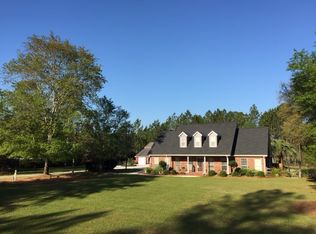 119 Barrington Dr, Jesup, GA 31545