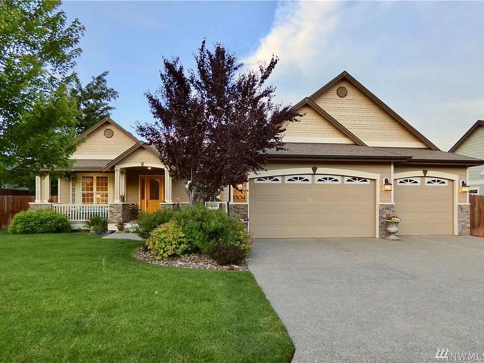 1304 N Canterbury Drive Ellensburg - Call this gorgeous, move in ready, property home!