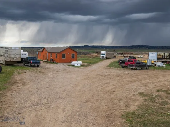 7801 Custer Frontage Rd, Custer, MT 59024